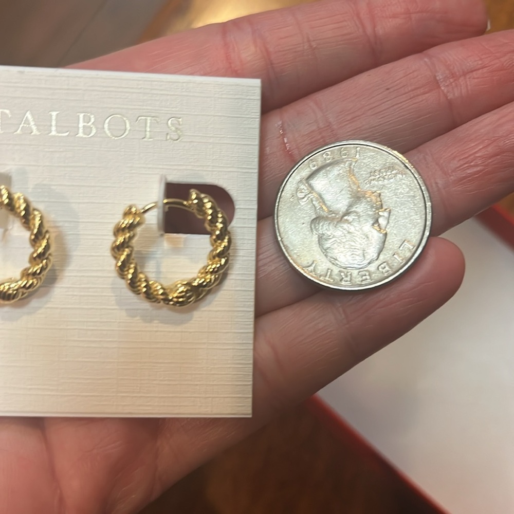 Talbots earrings new !! - Picture 4 of 4